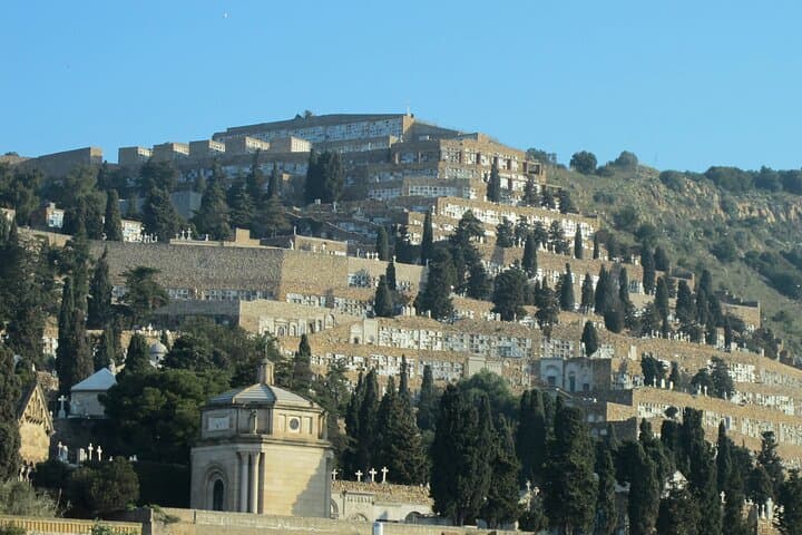 Guided tour of the cemetery on the mountainside of Montjuic