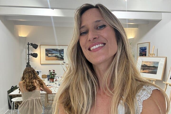 Painting workshop experience in Menorca
