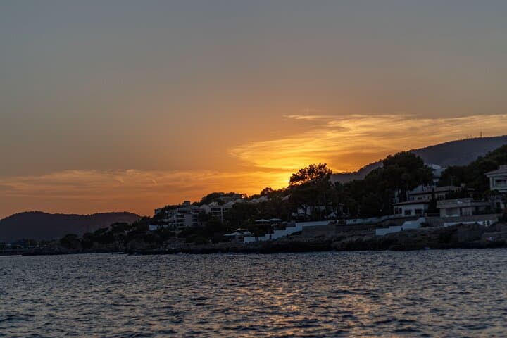 Private Sunset Sailing Yacht Tour (2.5hs)