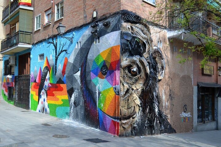 Unusual Madrid Tour by Bike or E-Bike and Hidden Gems