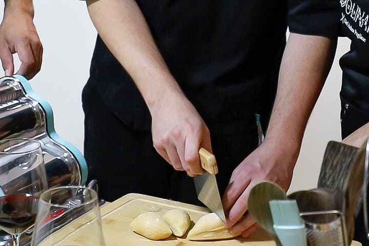 Valencia: Fresh Pasta Workshop with Food at Coolinary Experience