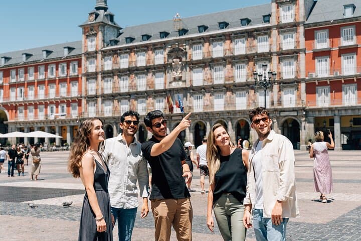 Madrid Private Tour: Prado Museum, Literary Quarter & Habsburg