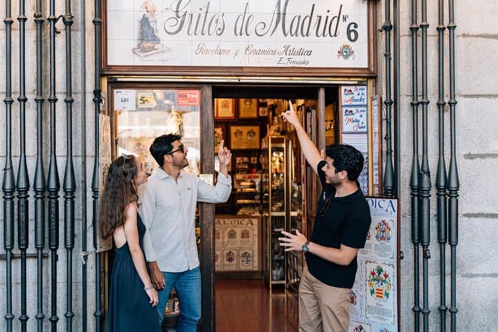 Madrid Private Tour: Prado Museum, Literary Quarter & Habsburg