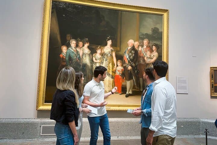 Madrid's Treasures: Prado Museum and Royal Palace Private Tour