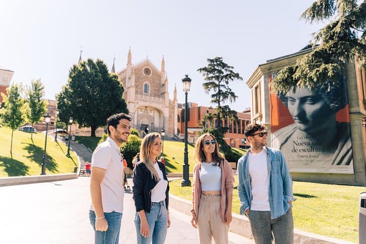 Madrid's Treasures: Prado Museum and Royal Palace Private Tour