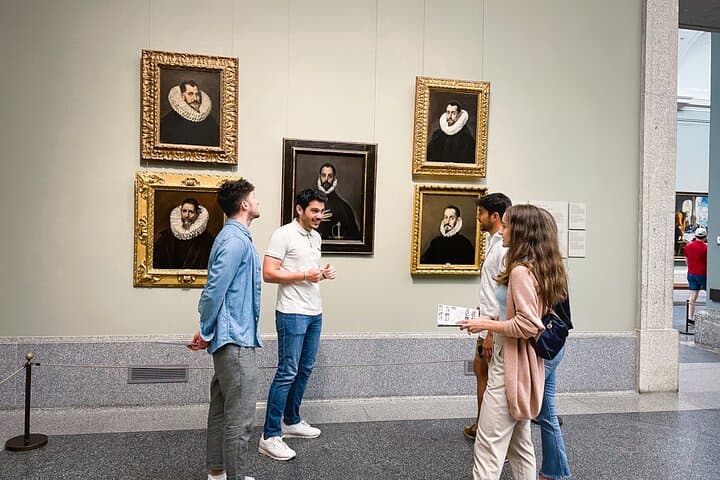 Madrid's Treasures: Prado Museum and Royal Palace Private Tour