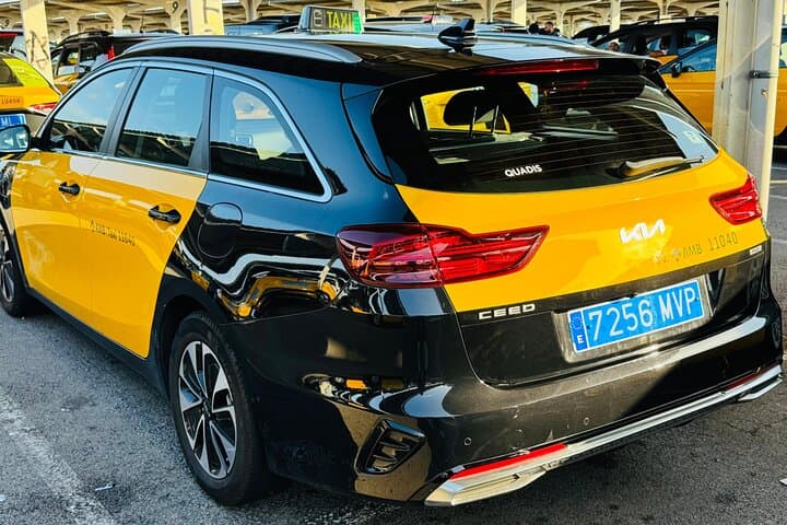 Taxi Transportation Airport Pick Up and Drop Off in Barcelona