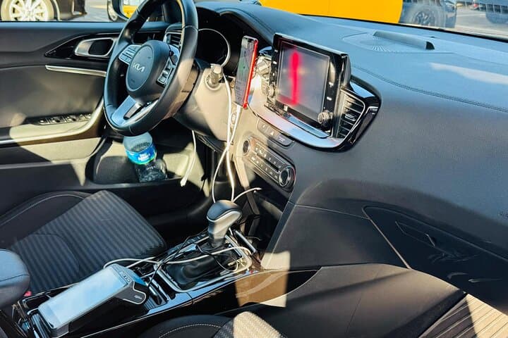 Taxi Transportation Airport Pick Up and Drop Off in Barcelona