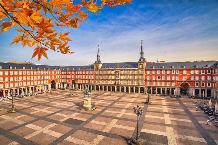 8 Days Private Tour of Madrid Granada and Seville