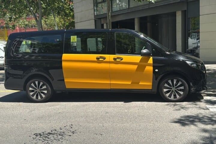 Private Transfer From Hotel to Barcelona Airport Departure