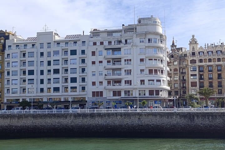 El alma oculta de San Sebastián: Art & Architecture Tour - ESP 8