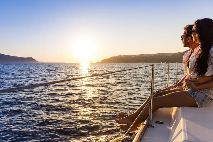 Sunset Luxury Catamaran Tour to Isla de Lobos for Adults Only