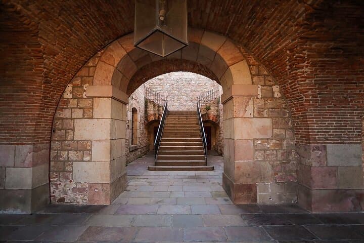 Barcelona Murder Mystery: Self-Guided Detective Walk