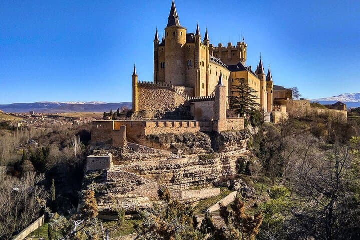 Two-Day Adventure in Segovia and Avila