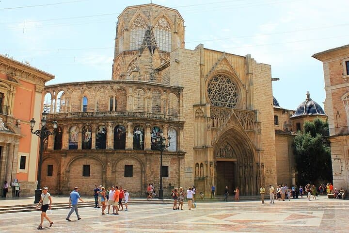Private Valencia Tour of Highlights and Landmarks