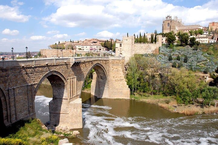 Private Toledo and Valley of the Fallen Day Trip in Madrid