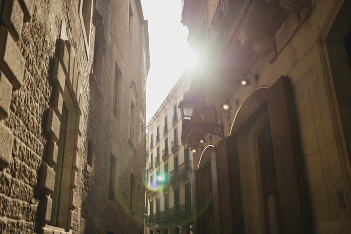 Jewish Heritage Private Tour in Barcelona by Jewish Local Guides