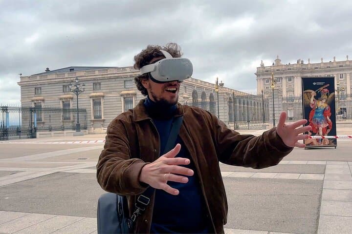 Modernist Madrid Virtual Reality Walking Experience