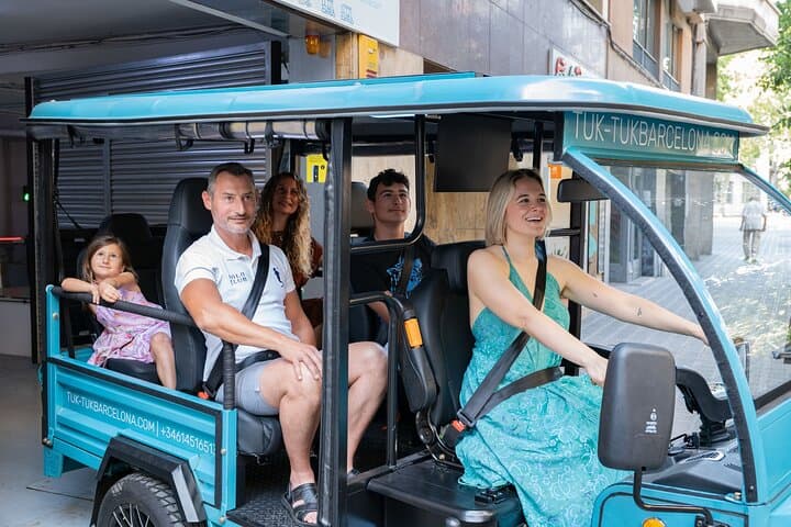 Barcelona Essentials Private Tuk-Tuk Sightseeing Tour
