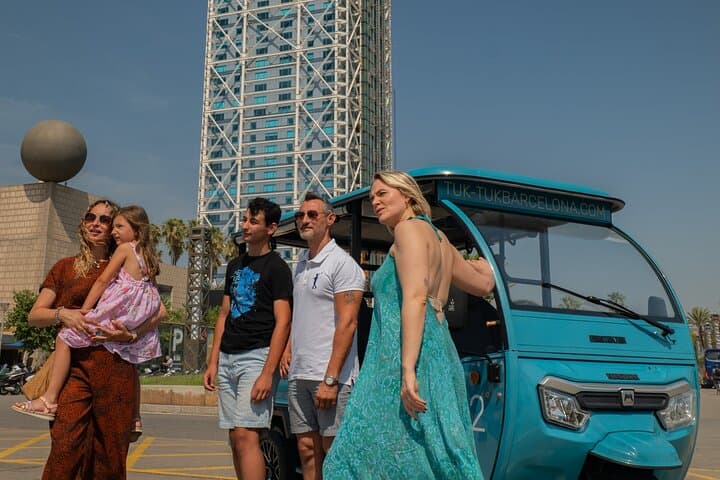 Barcelona City Highlights Private Tuk Tuk Tour