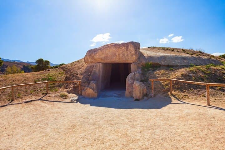 From Málaga: Antequera & El Torcal Private DayTrip