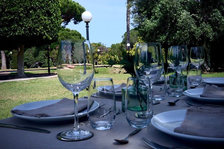 A Chefs Table in a Secret Garden