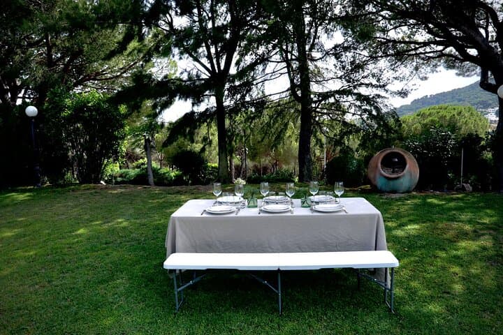 A Chefs Table in a Secret Garden