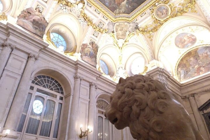 Madrid Royal Palace Tour: Priority Access with Expert Guide