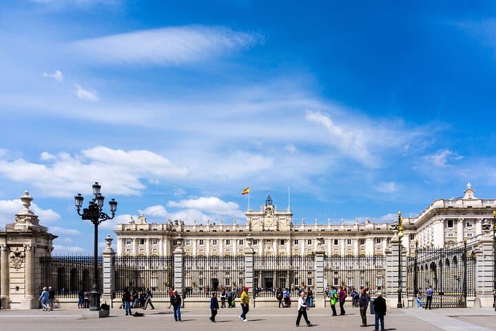 Madrid Royal Palace Tour: Priority Access with Expert Guide