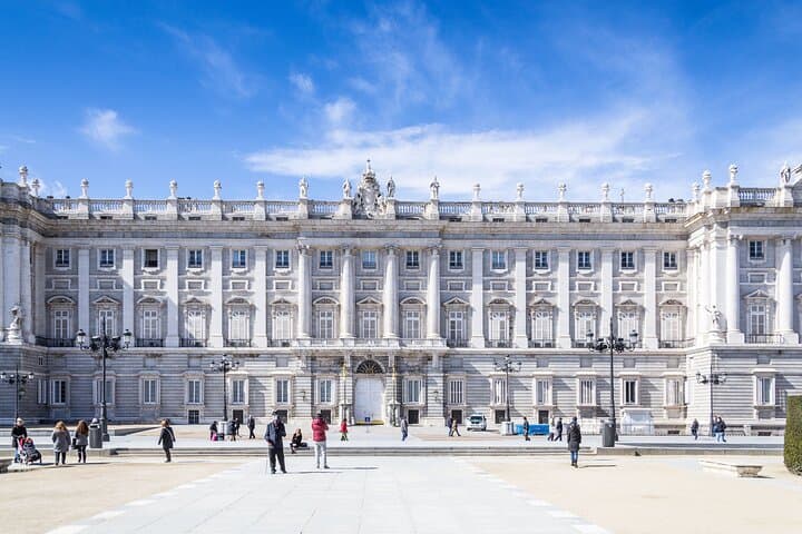 Madrid Royal Palace Tour: Priority Access with Expert Guide