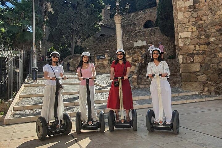 Gibralfaro Castle, Port & Bullring Segway Tour in Málaga