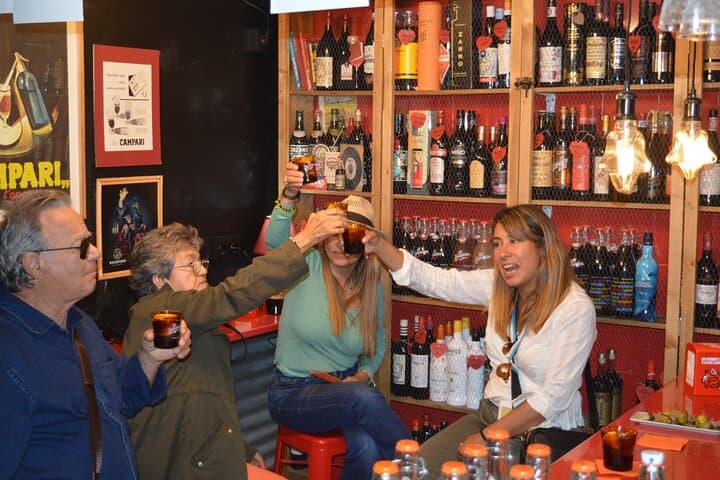 Alicante Tapas, Taverns, Wines, Hidden corners and History Tour