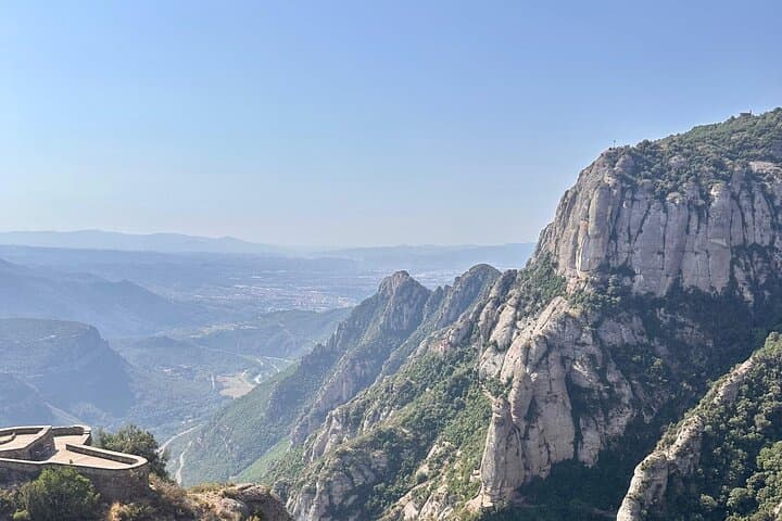 Barcelona to Montserrat Monastery: Tour, Transfers & Basilica