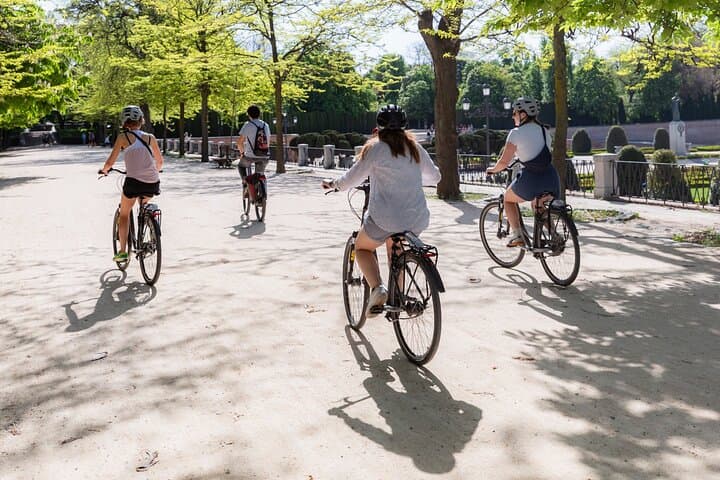 Bike Rental Madrid (full day)– Discover the city your way