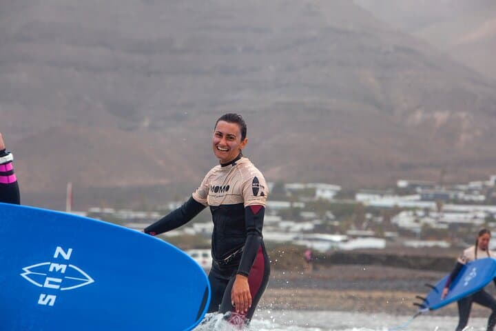 Group Surf Lessons Learn and Share with a Local Team