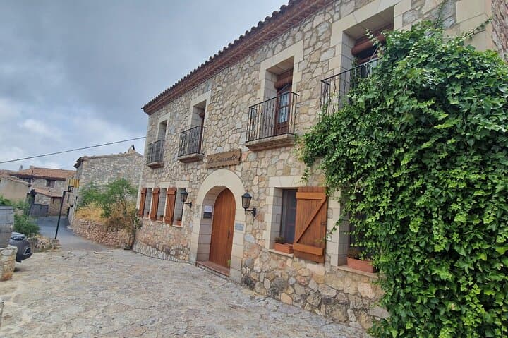 Tour Siurana village medieval with hotel pickup