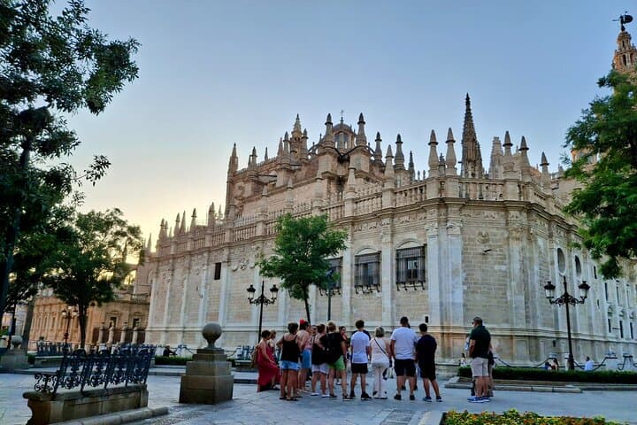 Seville Private Guided Tour Cathedral Alcázar City Highlights