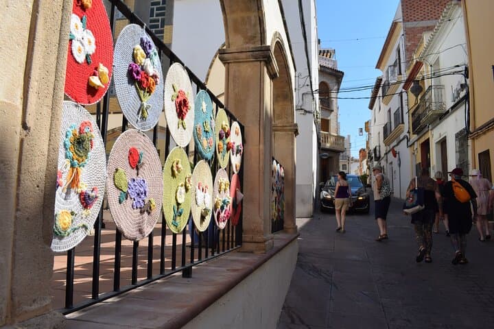 From Albir & Benidorm: Calpe Old Town and Port day trip