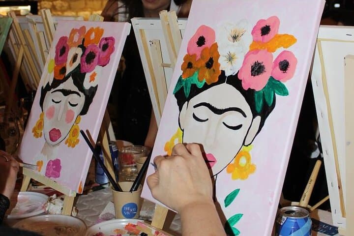 Art Party: Paint, Sip and Fun in Alicante