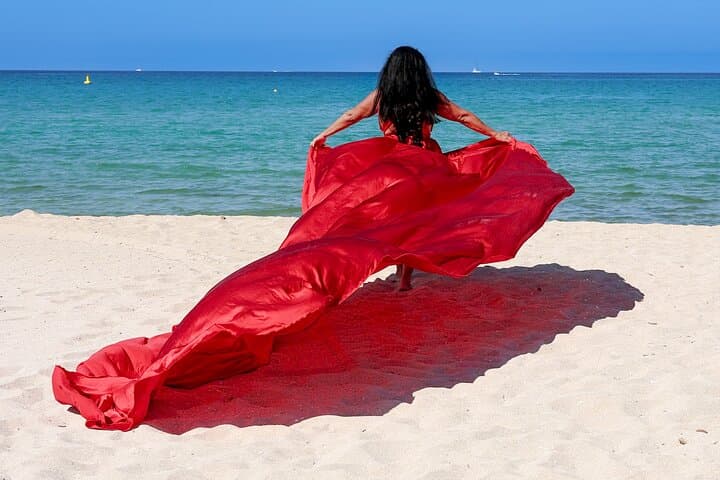 Flying Dress Photoshoot in Mallorca