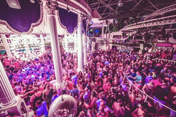 Ibiza: 4 x Nightclub & Pool Party Pass