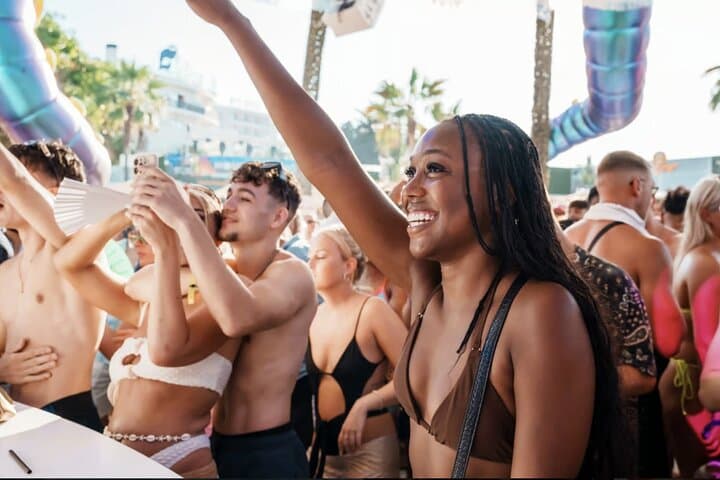 Ibiza: 4 x Nightclub & Pool Party Pass