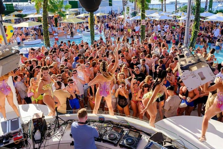 Ibiza Sunset Boat Party + 2 Superclub Entries