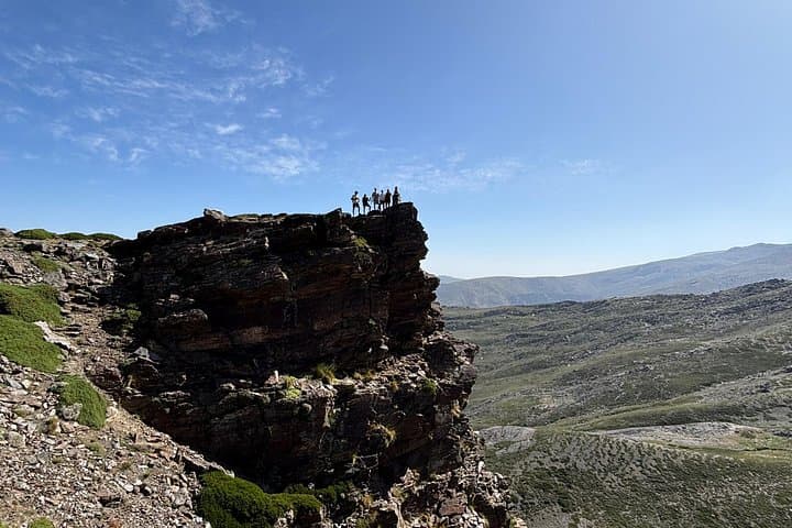 Sierra Nevada Hiking Adventure – Small group Up to 3,000 Meters