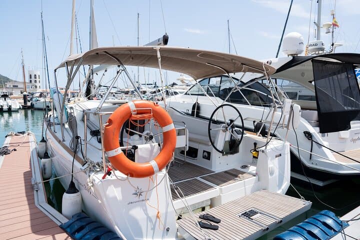 Sailing boat rental in Sitges Sail to the Mediterranean
