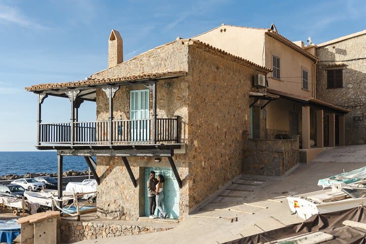 Couple's photoshoot by our local photographer in Mallorca