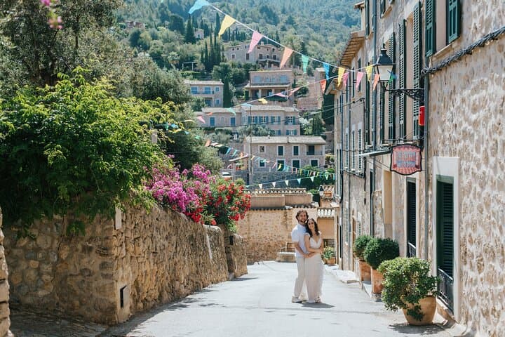 Engagement photoshoot by our local photographer in Mallorca