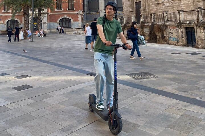 Valencia on the Move