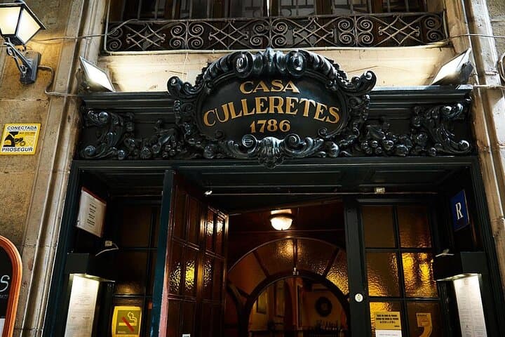 Barcelona Walking Tour: Self-Guided City Game