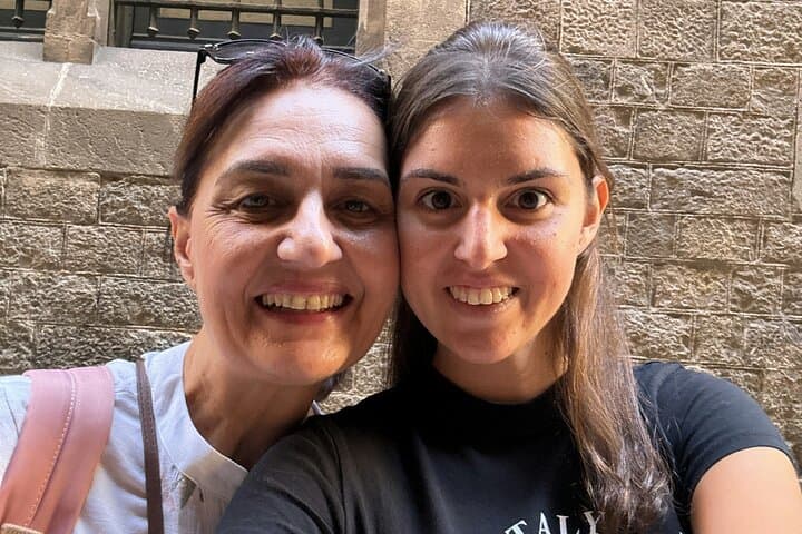 Barcelona Walking Tour: Self-Guided City Game